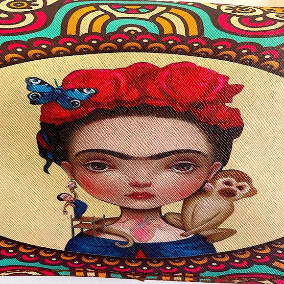 Frida Kahlo Crossbody Purse - Picture 7 of 8